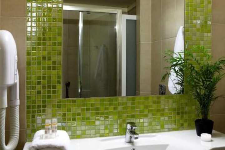 Bath Interior