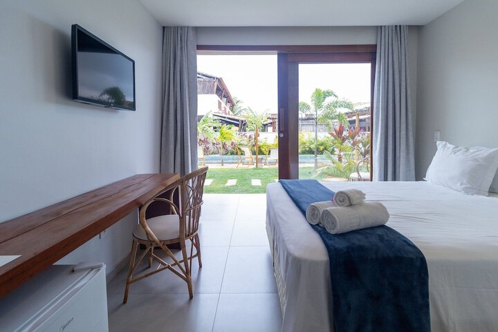 Room 3 of 44