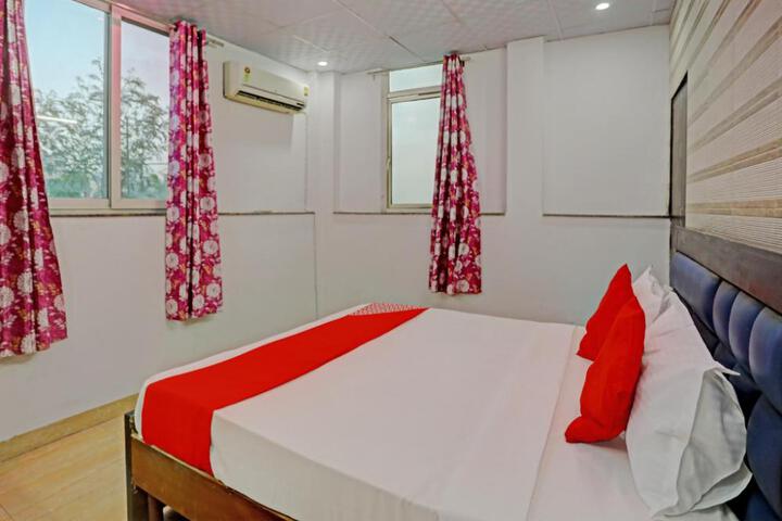 Hotel O Royal Dream