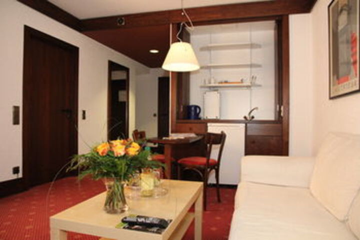 Room 48 of 72