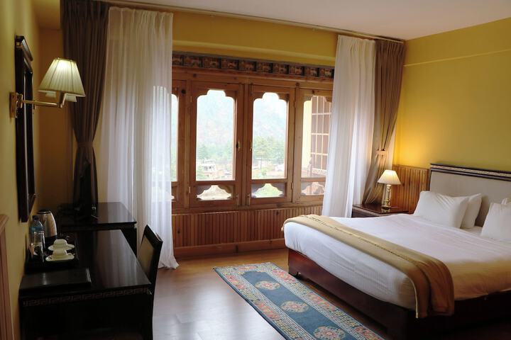 Room 20 of 140