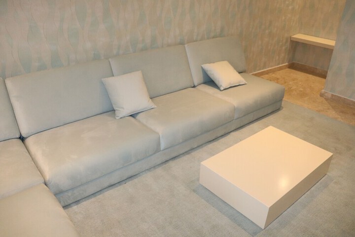 Room 45 of 99