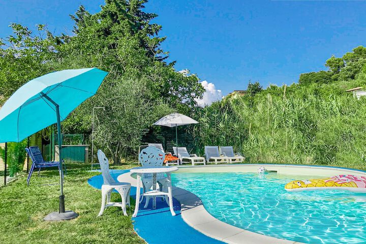 Pool 44 of 57