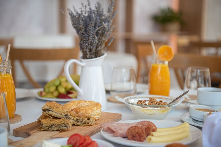 Breakfast/Coffee Service 37 of 71