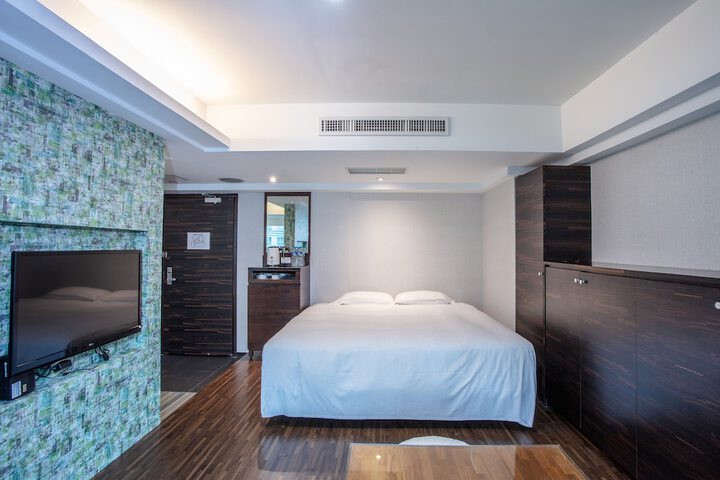 Room 22 of 74