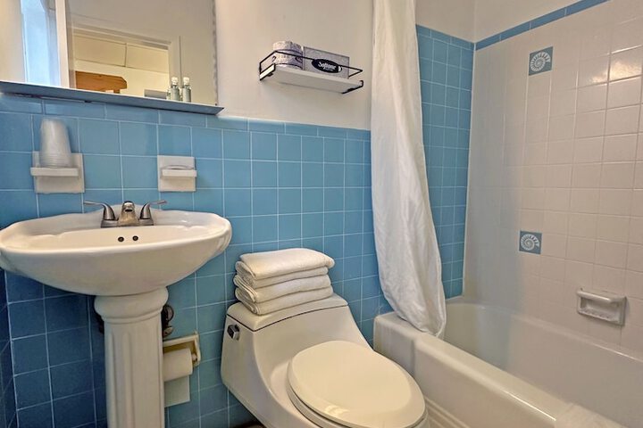 Room 186 of 258