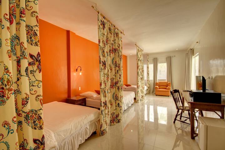 Room 5 of 49