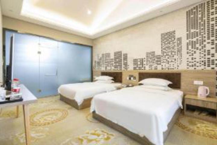 Room 21 of 23