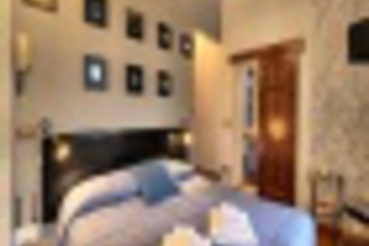 Room 75 of 528