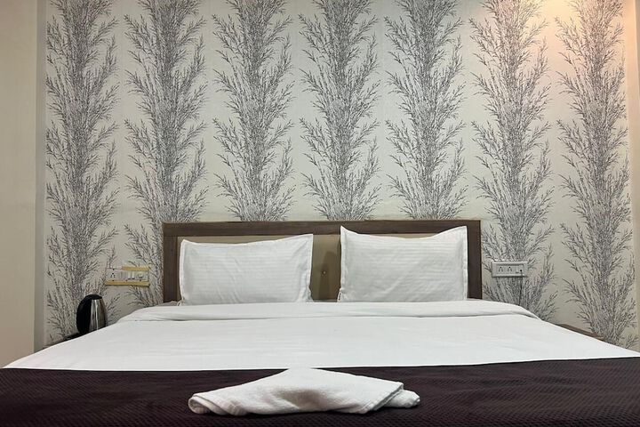 Room 32 of 88