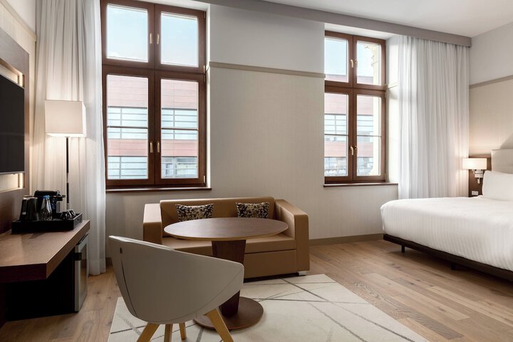 Room 25 of 116