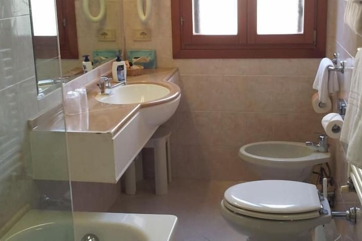 Bathroom Photo
