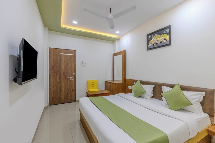 Room 7 of 36