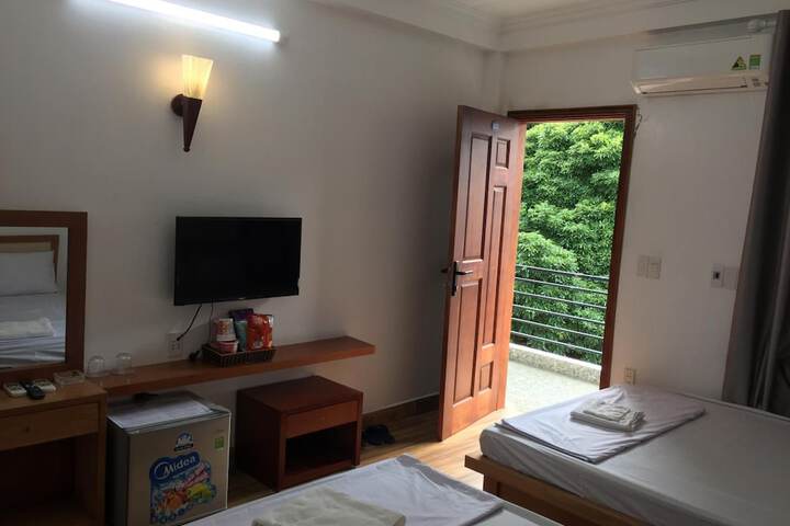 Room 17 of 39