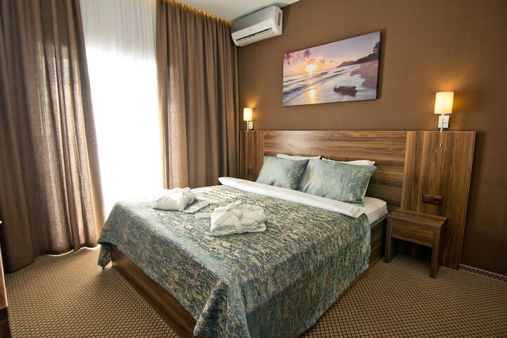 Room 14 of 35