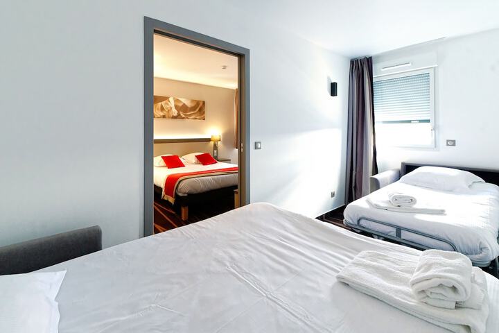 Room 16 of 41