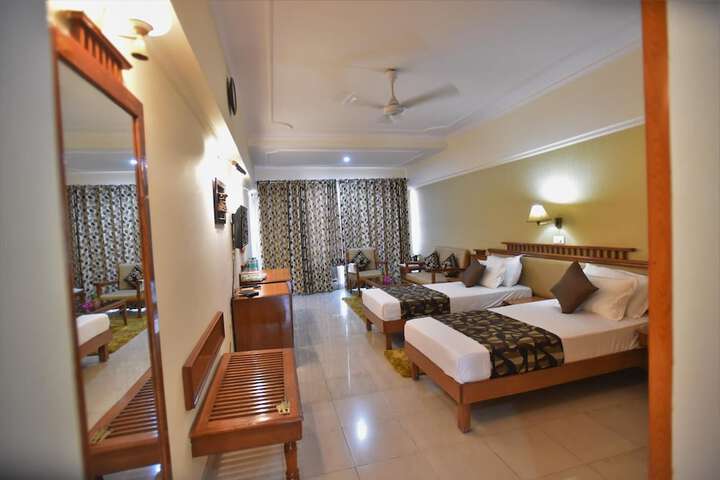 Room 8 of 8