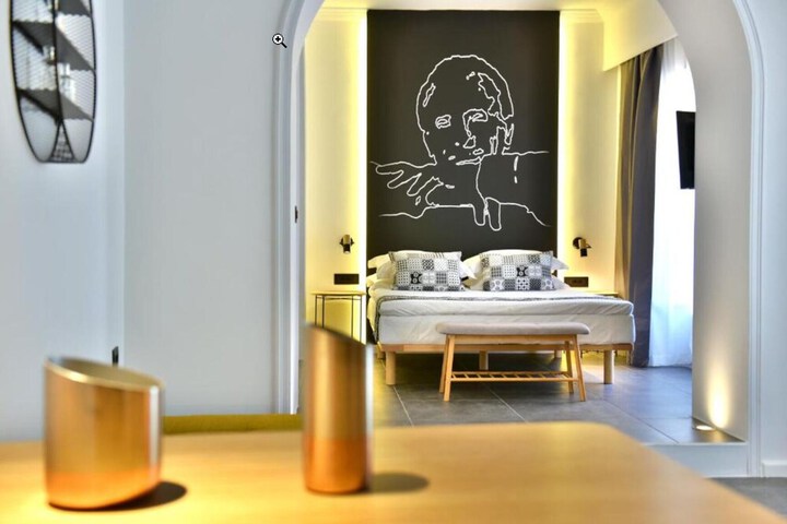 Room 13 of 62