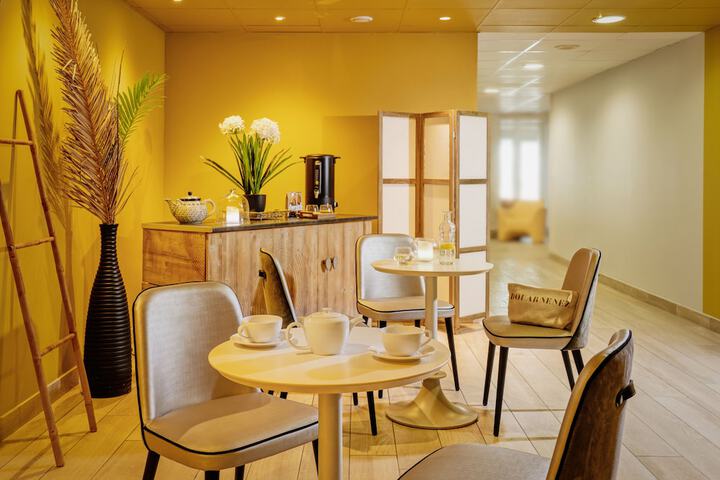 Pools & Facilities