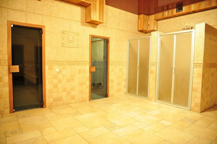 Ballroom/Hall 44 of 55