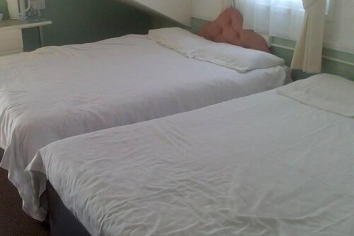 Room 19 of 37