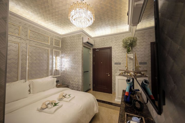 Room 149 of 285