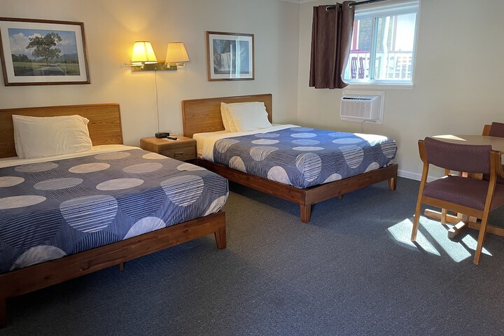 Room 18 of 37