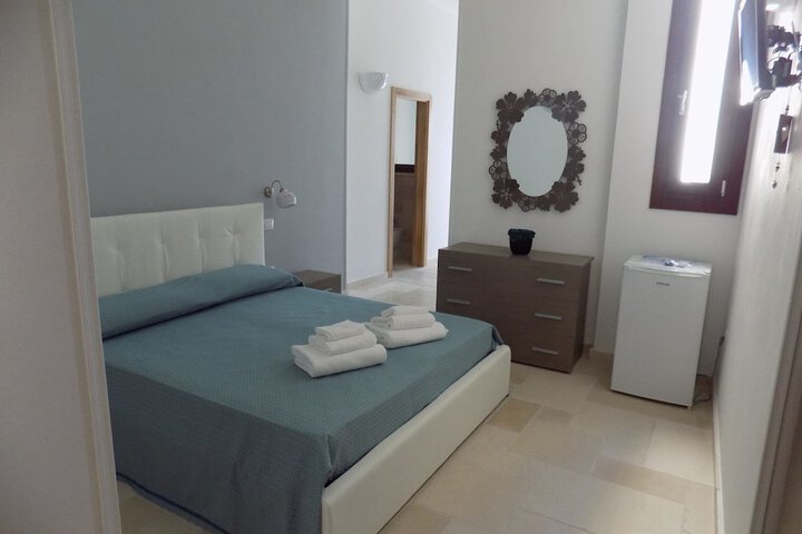 Room 21 of 24