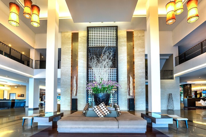 Guest Lobby