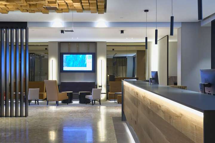 Guest Lobby