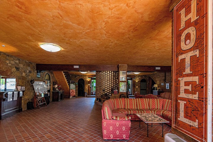 Hotel Interior 3 of 94
