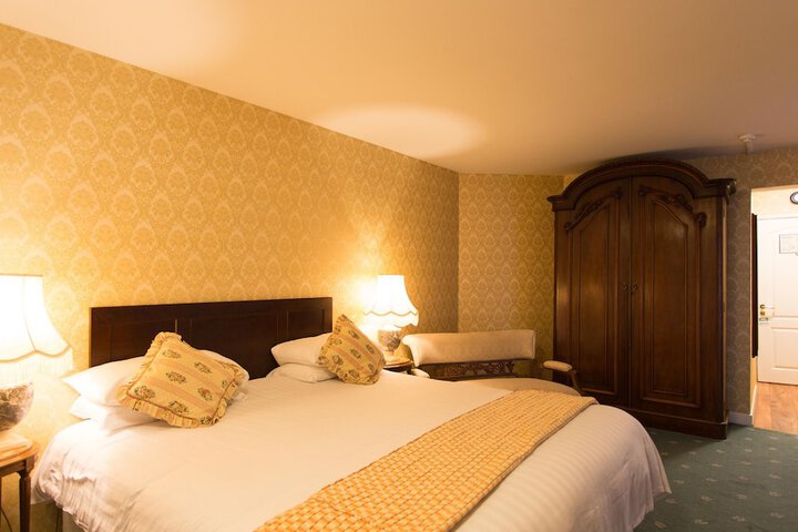 Room 30 of 67