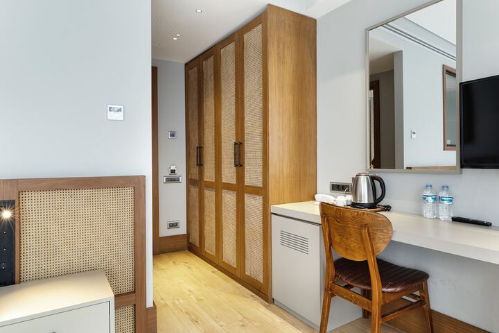Room 14 of 41