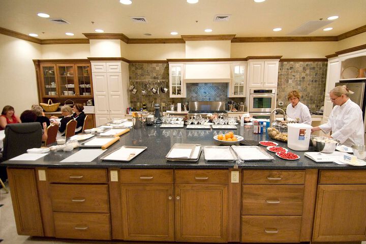 Breakfast/Coffee Service 26 of 35