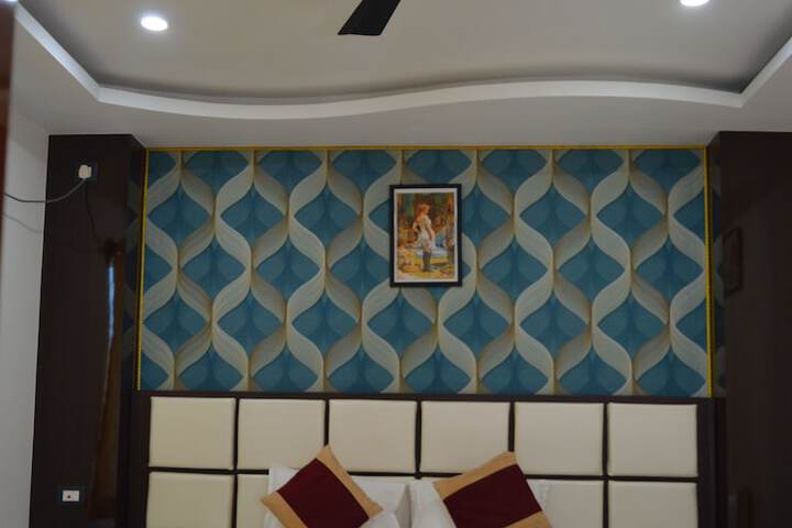 Room 10 of 21