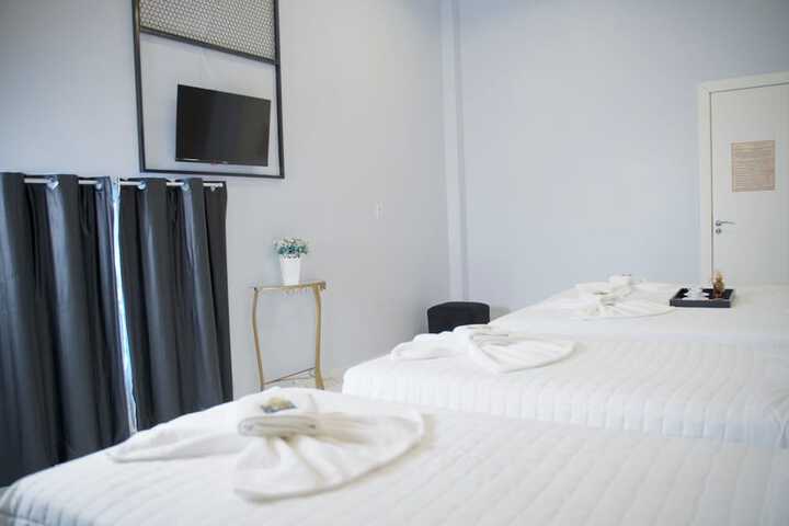 Room 13 of 91