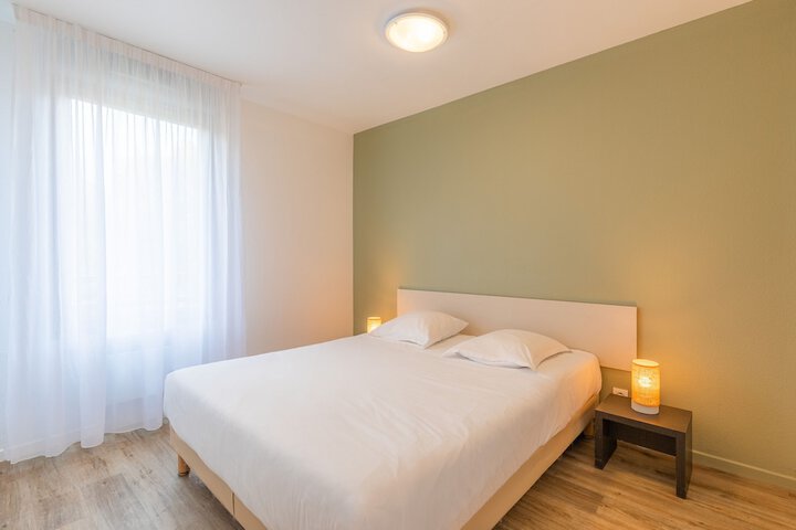 Room 7 of 29