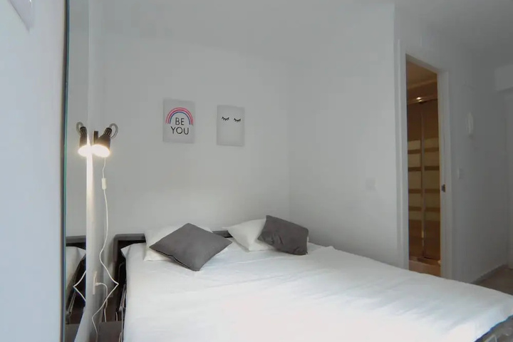 Room 2 of 13