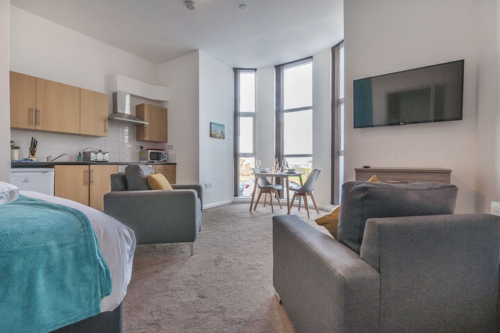 Five Way Apartments