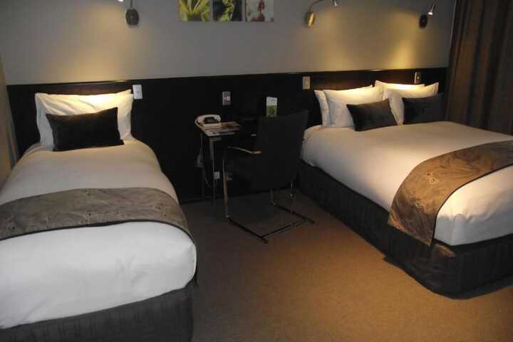Room 25 of 44