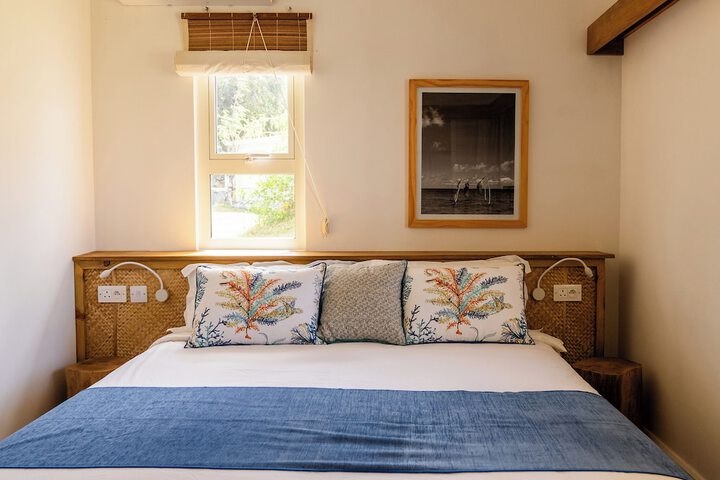 Room 4 of 73