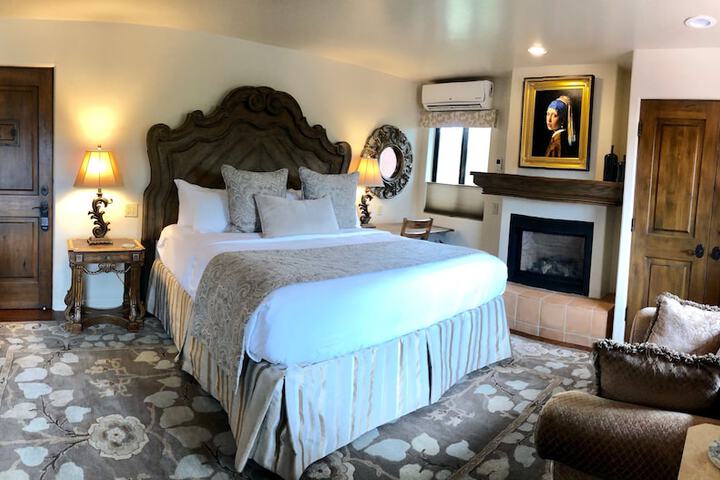 Room 17 of 285