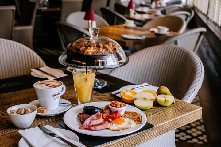 Breakfast/Coffee Service 53 of 75