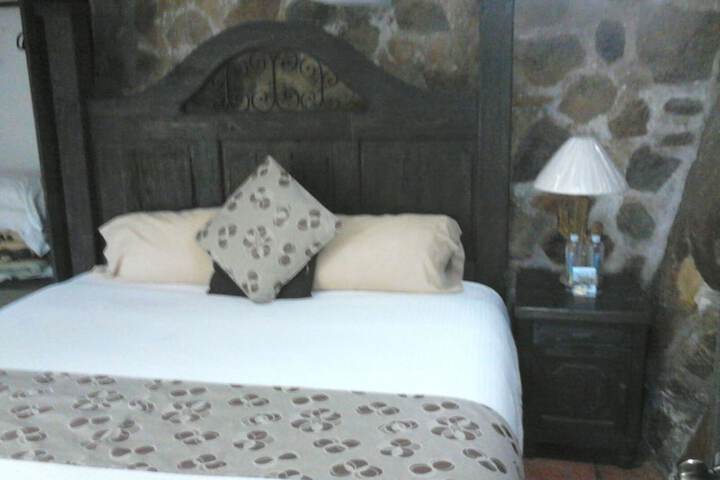 Room 2 of 16