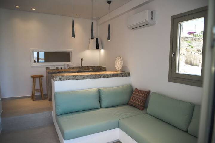 Room 5 of 226