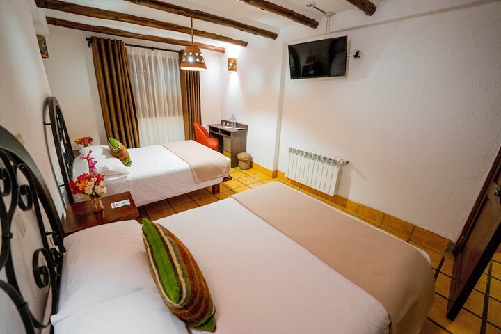Room 10 of 65