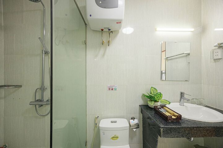 Room 30 of 42