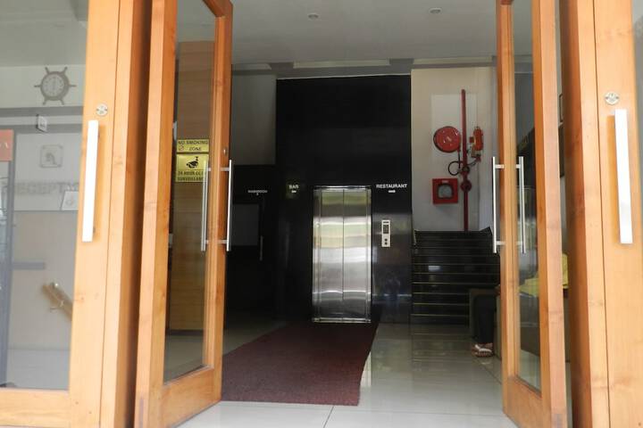 Hotel 4 of 70