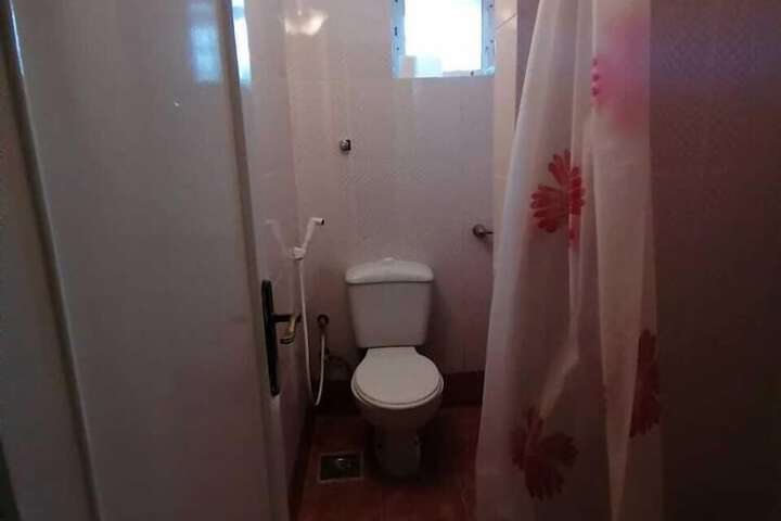 Room 20 of 33