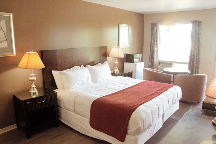 Room 28 of 131